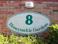 18 / 8 Honeysuckle Way, Calamvale