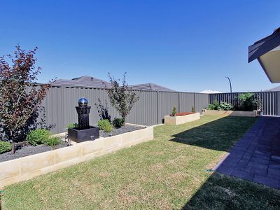 10 Dryden Crescent, Aveley