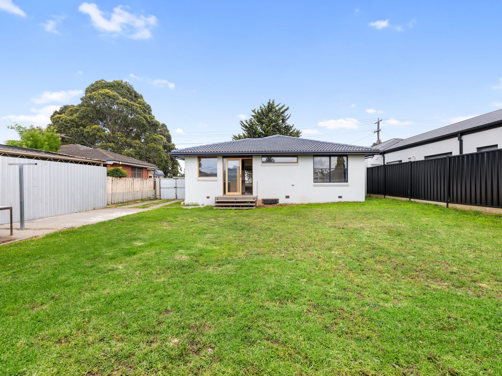 77 Old Geelong Road, Laverton