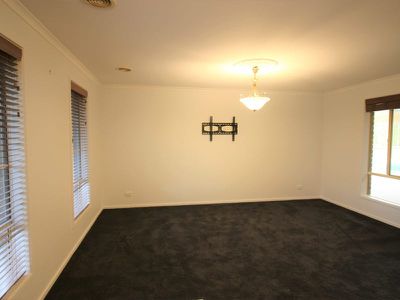 12 Woodvale Court, Bell Park