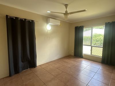 19 Bonson Terrace, Moulden