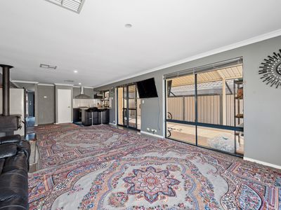 1 Vichy Close, Piara Waters