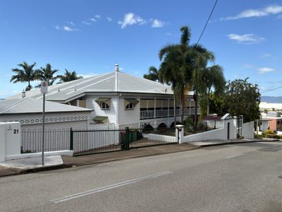 1 Carter Street, Townsville City