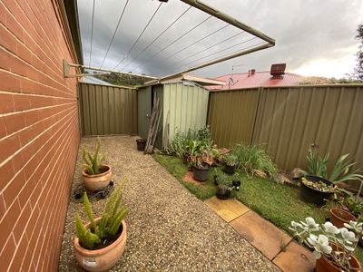2 / 52 Mountford Crescent, East Albury