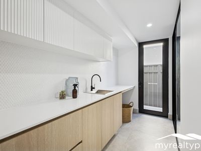 10 Viva Lane, North Perth