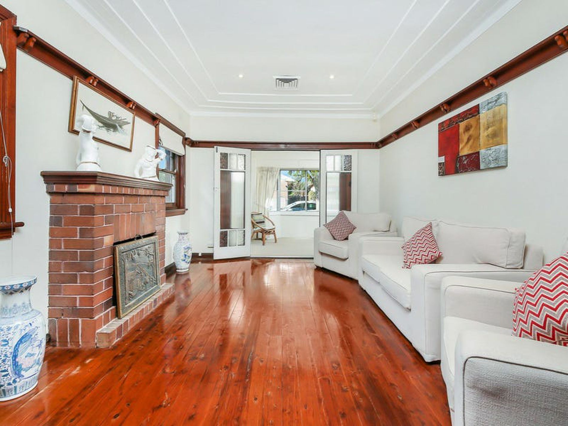28 Middlemiss Street, Mascot