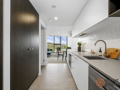 1704 / 2 Furzer Street, Phillip