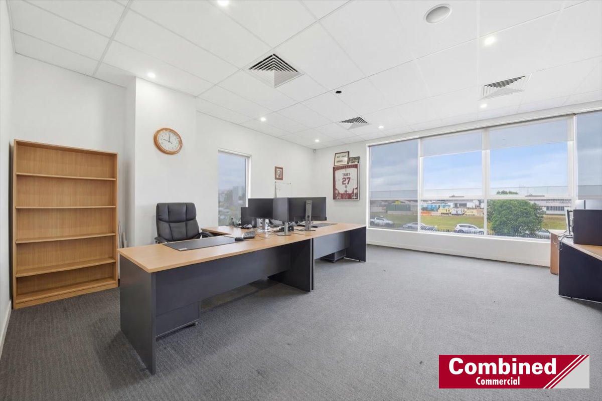 1 / 79 Lasso Road, Gregory Hills