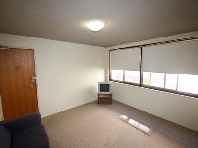 17 / 52 Meadow Crescent, Meadowbank
