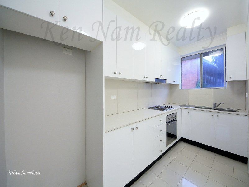 9 / 26 Hill Street, Campsie