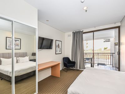 105 / 12 Victoria Avenue, Perth