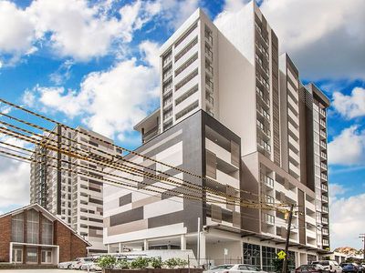 906 / 18 Harrow Road, Auburn