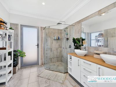 4 Kinkuna Dr woodgate, Woodgate