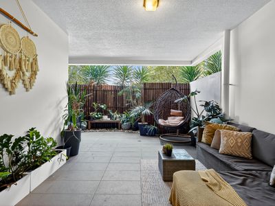 2 / 8 Jeays Street, Bowen Hills