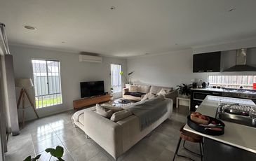 32 Majestic Drive, Officer