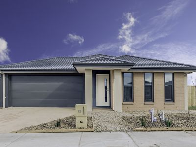 13 Vaughan Drive, Armstrong Creek