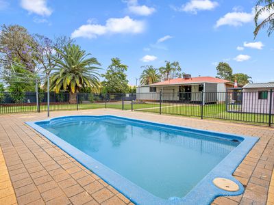 90 North Terrace, Victory Heights