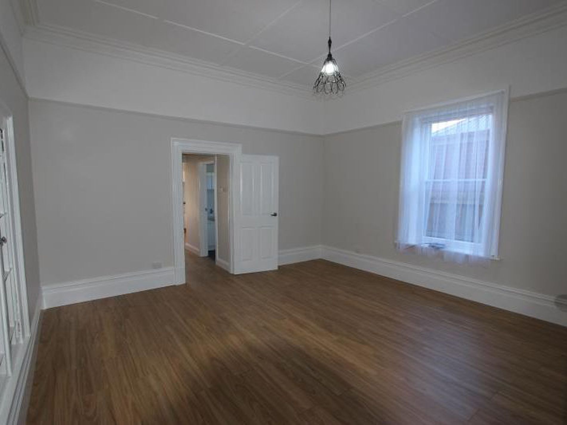 2 / 12 Thomas Street, Geelong West