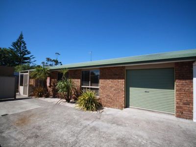 2 / 13 Jenner Street, Wynyard