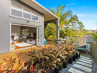 20 Admirals Court Drive, Greenhithe