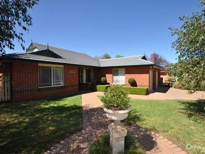 1 Westminster Court, Dubbo