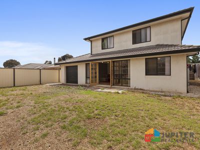 2 / 26 Kelvin Grove, Werribee