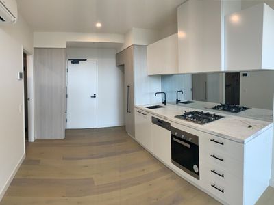 2613 / 864 Blackburn Road, Clayton