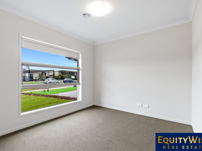 6 Communal Road, Wyndham Vale