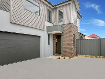 2 / 23 Austin Crescent West, Yarraville