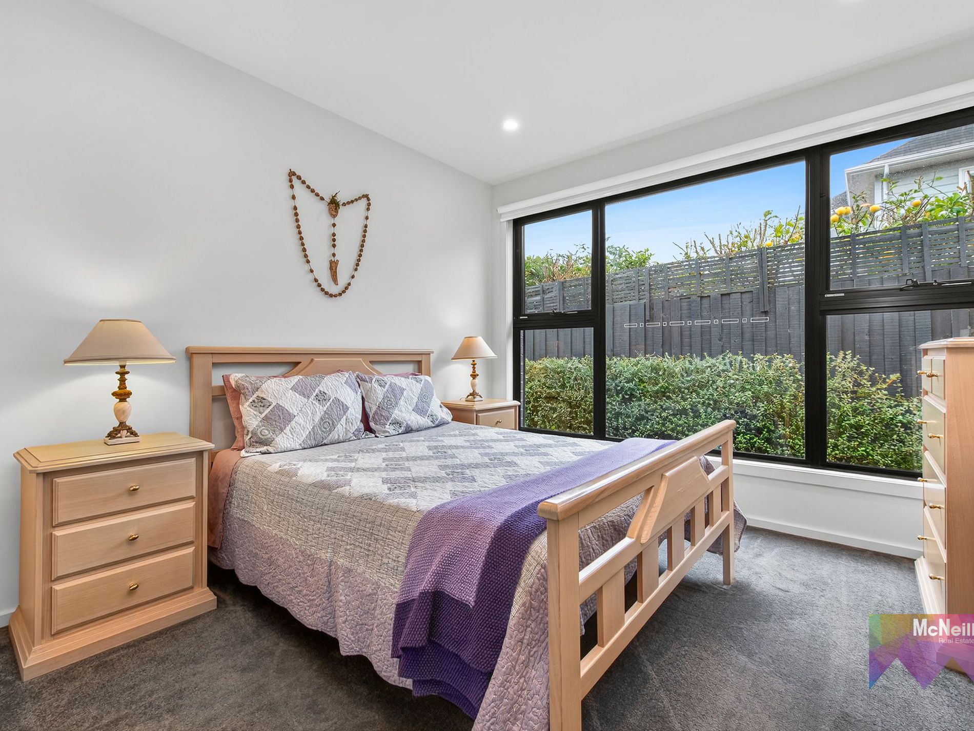 2 / 9 Seaton Road, Mornington