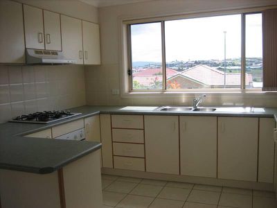 2 Tooma Pl, Flinders