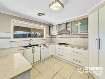 134-136 A'beckett Street, Narromine