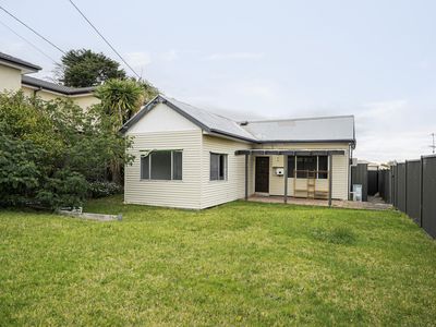 1 / 28 Rich Street, Noble Park