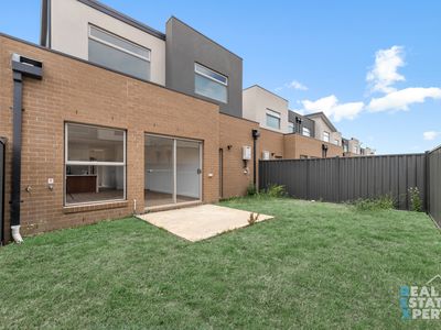 2 Tiger Way, Officer