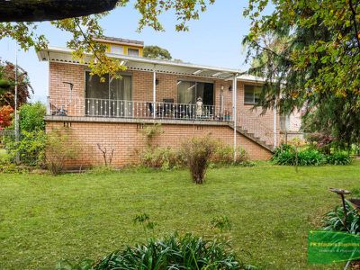 8 Hanover  Crescent, Blayney