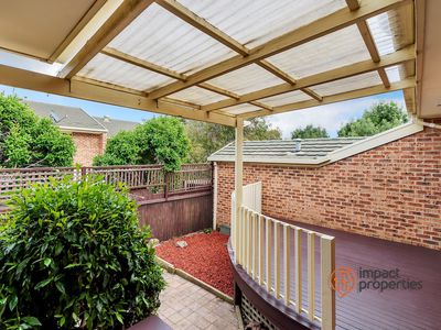 8 / 3 Riddle Place, Gordon