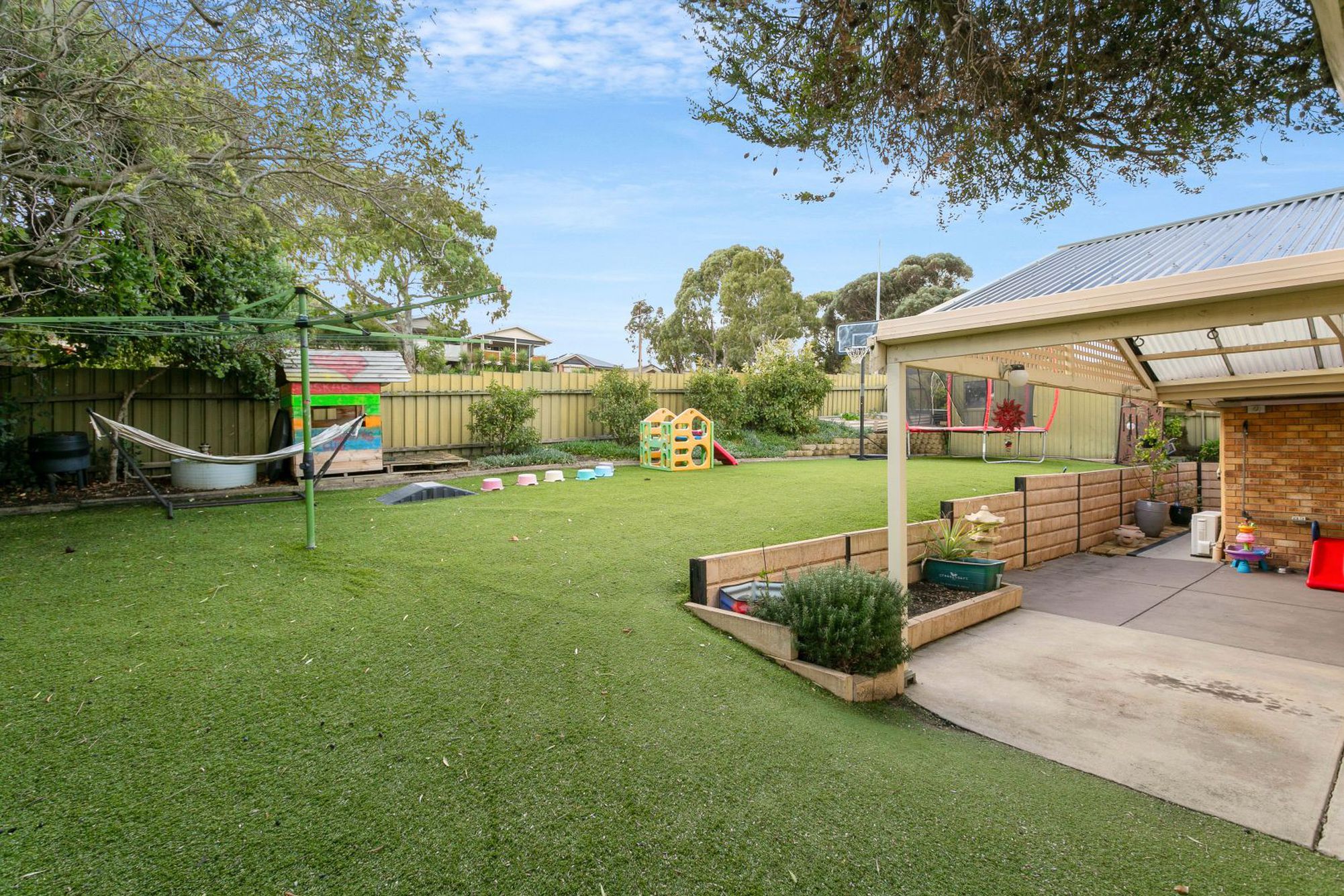 8 Rubin Crescent, Happy Valley