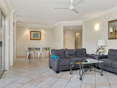 716 / 2-10 Greenslopes Street, Cairns North