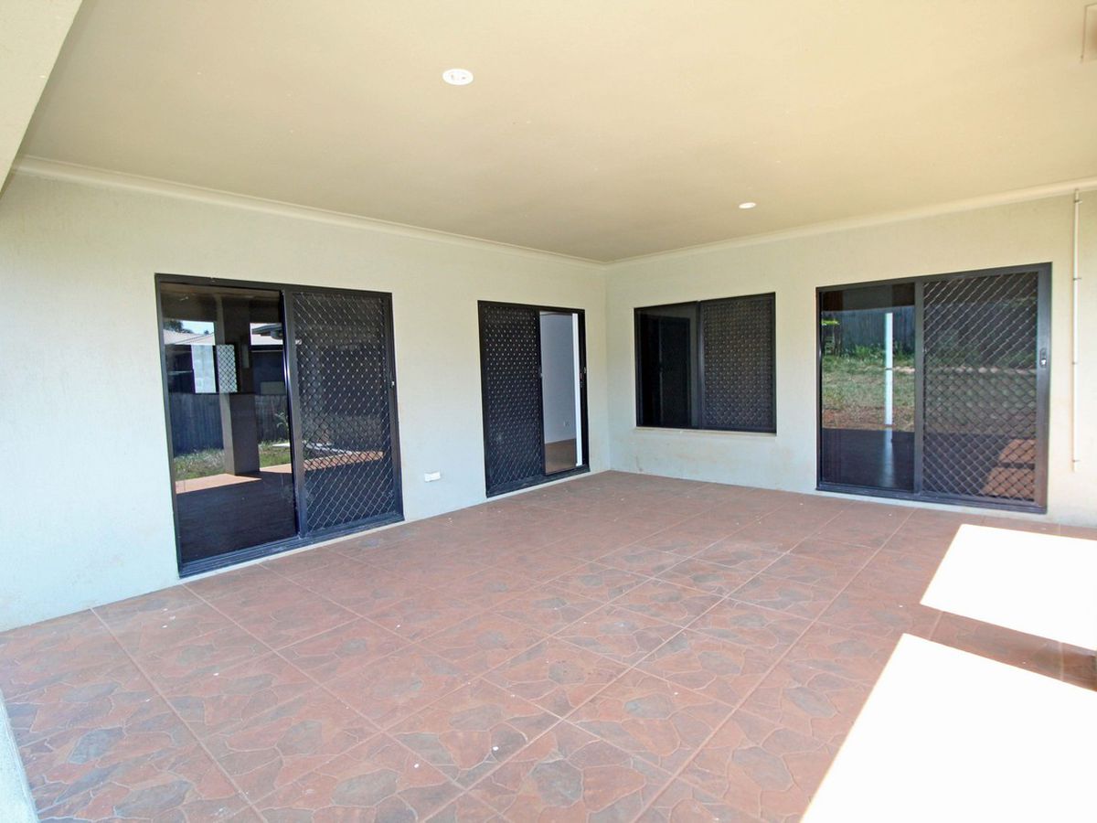40 STORER STREET, Atherton