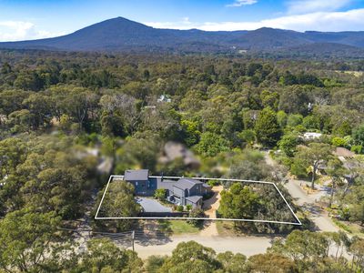 2 Centenary Avenue, Macedon