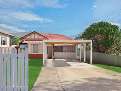 1200 Botany Road, Botany