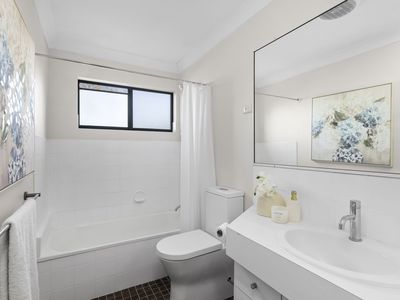 12 / 4 Sheehan Street, Milton