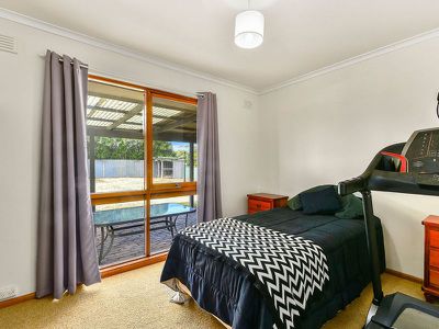 16 Bryant Street, Millicent