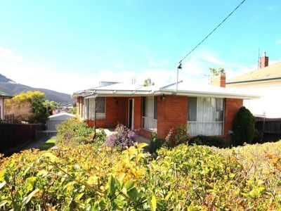 16 Barnett Avenue, New Norfolk