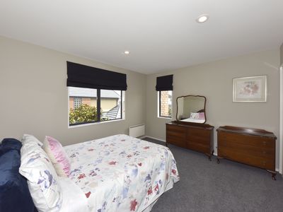 37 Mcmahon Drive, Aidanfield