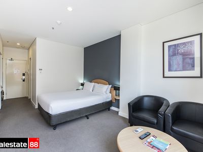602 / 12 Victoria Avenue, Perth