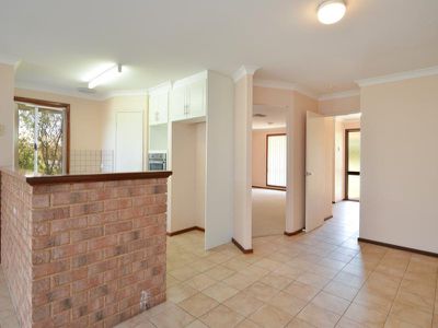4 Jarvis Place, Hannans