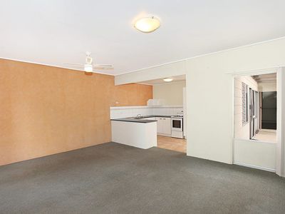 2 / 90 Jones Road, Buderim