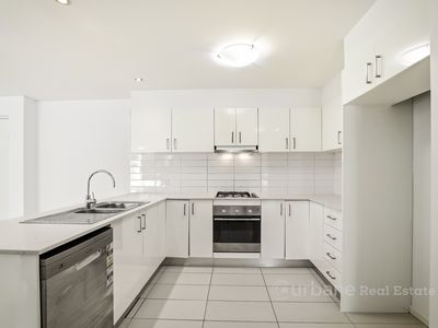 27 / 8 Marlborough Road, Homebush West