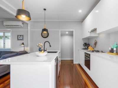 8 Kruger Street, Booval